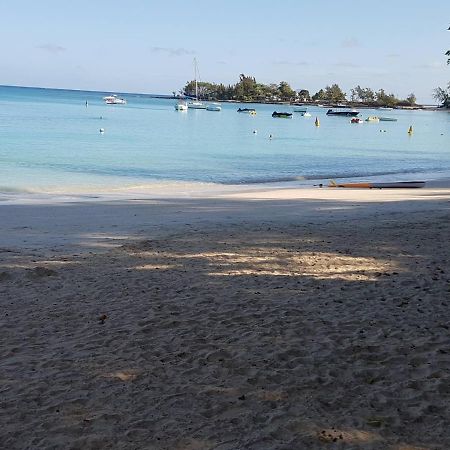 LapiroguevillaTourist Resident Pereybere Beach エクステリア 写真